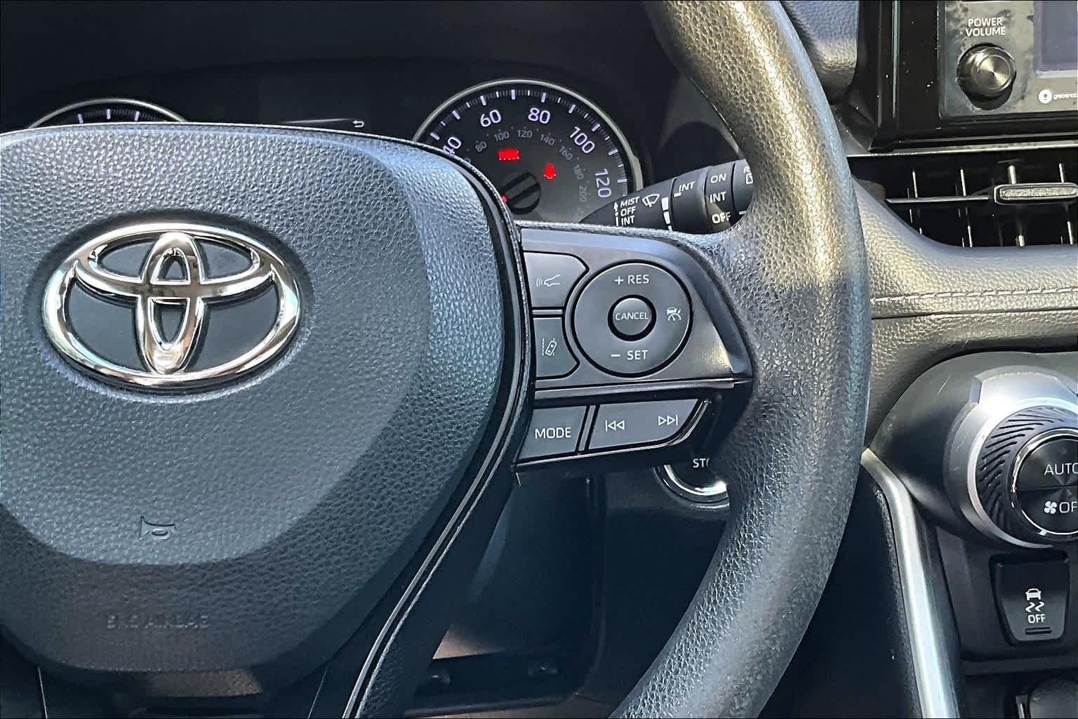 Used 2022 Magnetic Gray Metallic Toyota XLE image 25