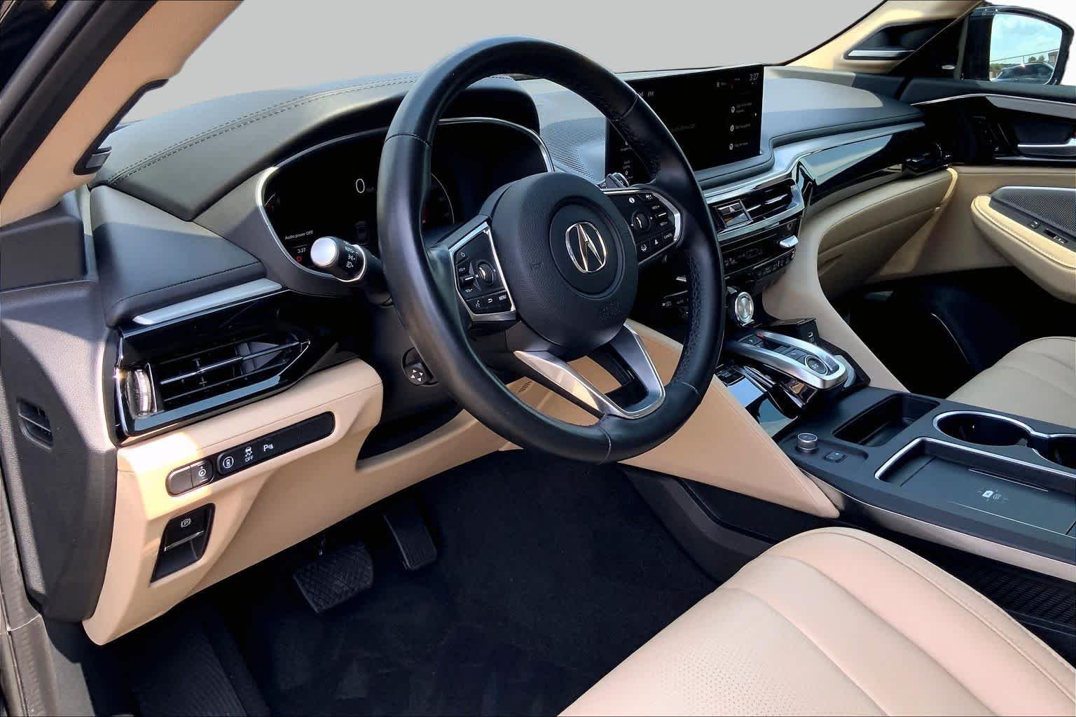 Certified Used 2025 Majestic Black Pearl Acura w/Technology Package image 17