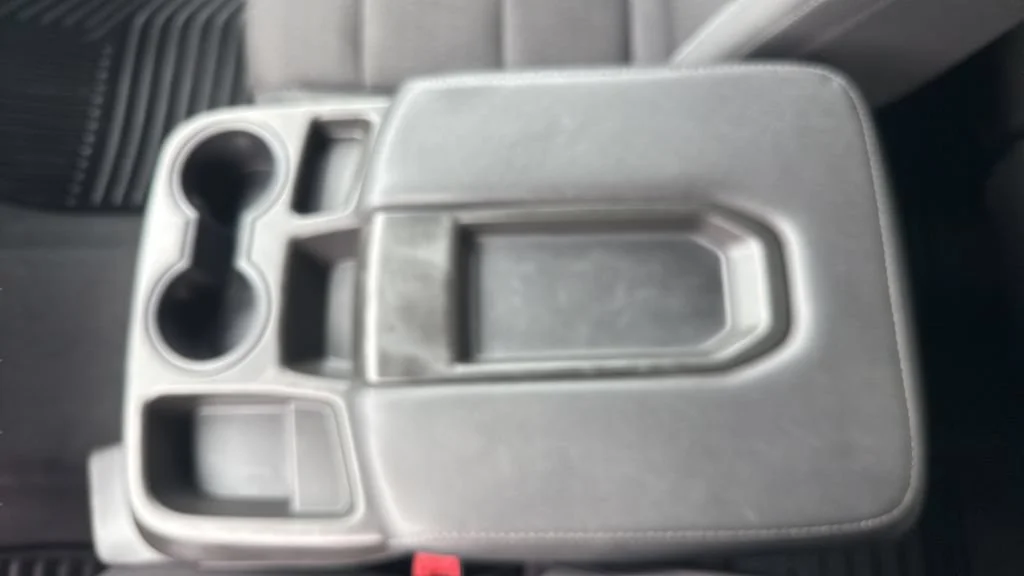 Used 2023 Summit White GMC Elevation image 29