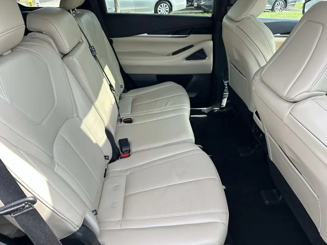 Used 2023 Blue INFINITI Sensory image 15