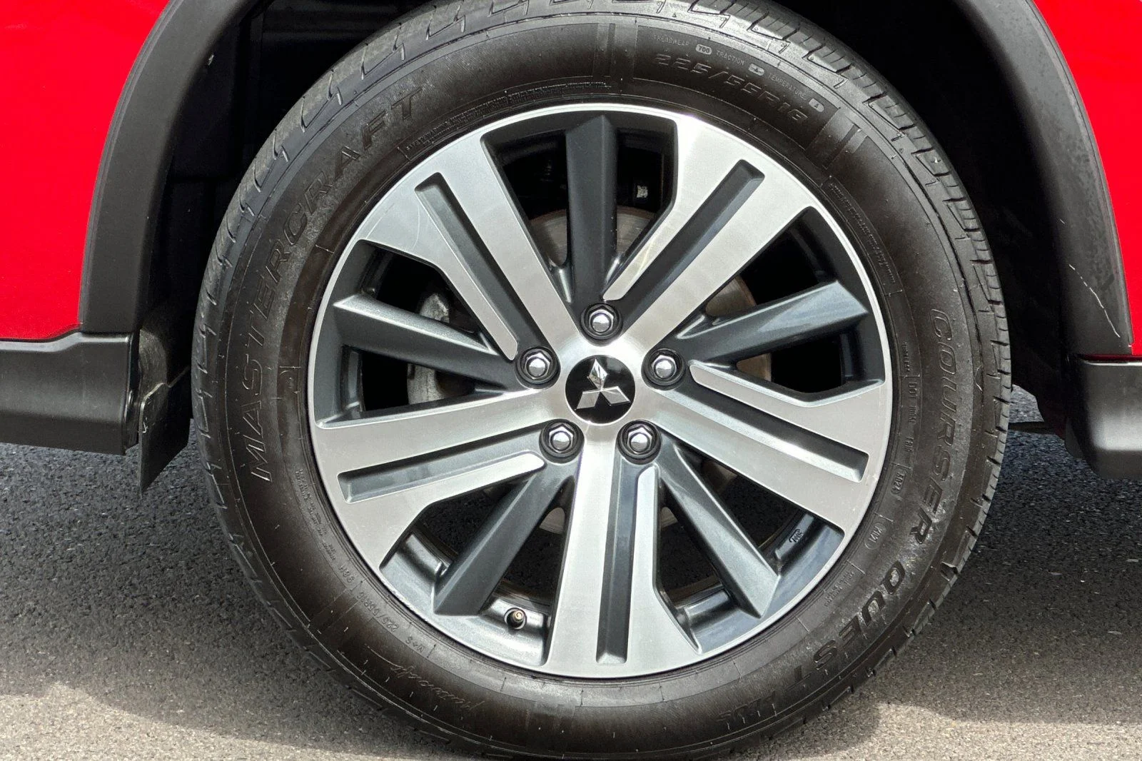 Used 2022  Mitsubishi 2.0 ES image 29