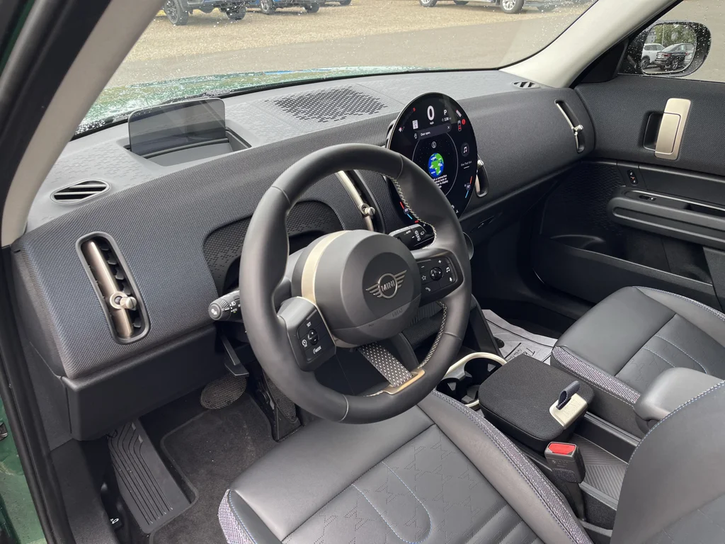 2025 MINI Countryman S - Photo 13