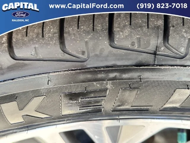 Used 2022 Red Ford SEL image 14