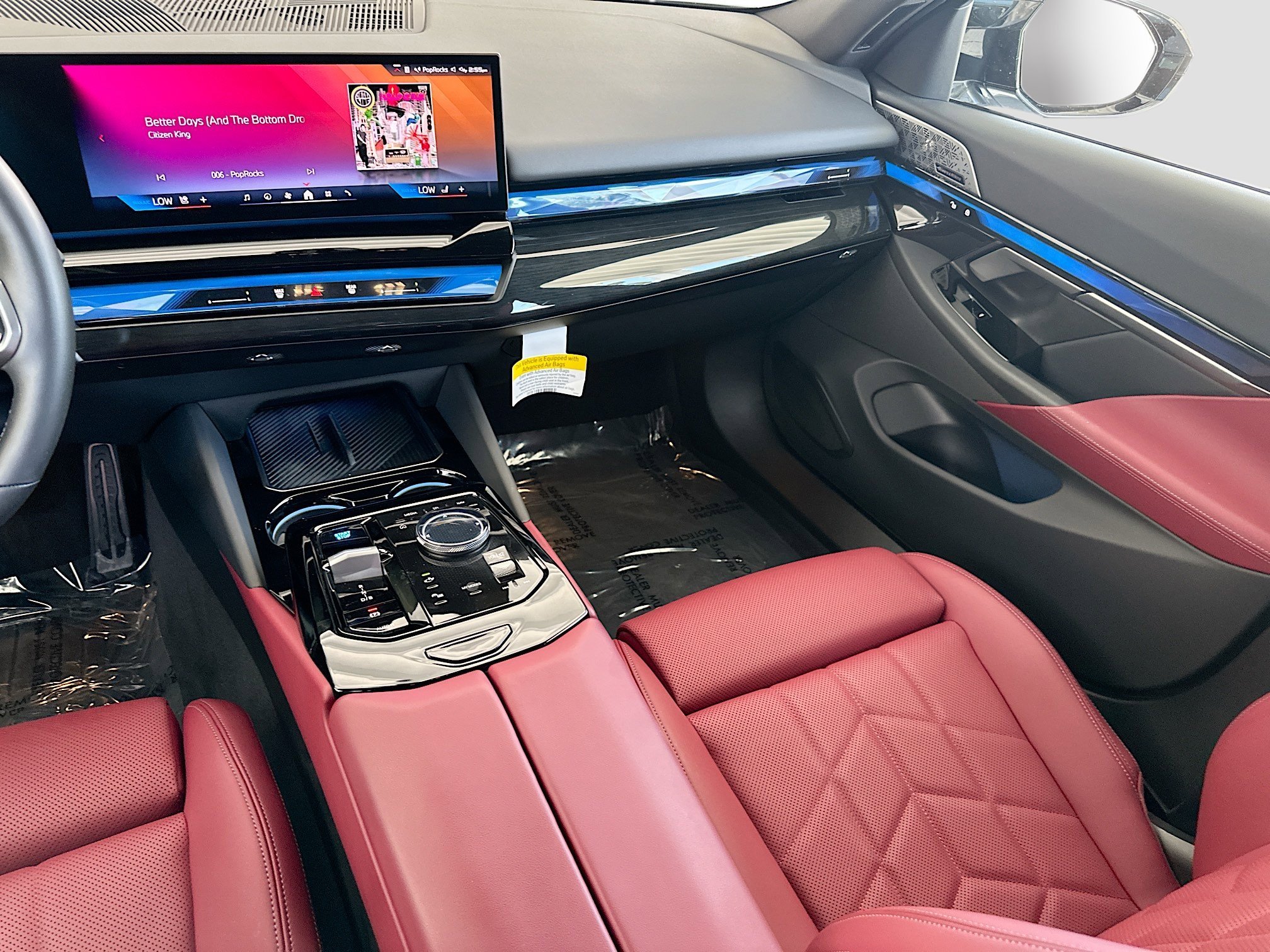 Used 2025 Brooklyn Grey Metallic BMW M60 image 21