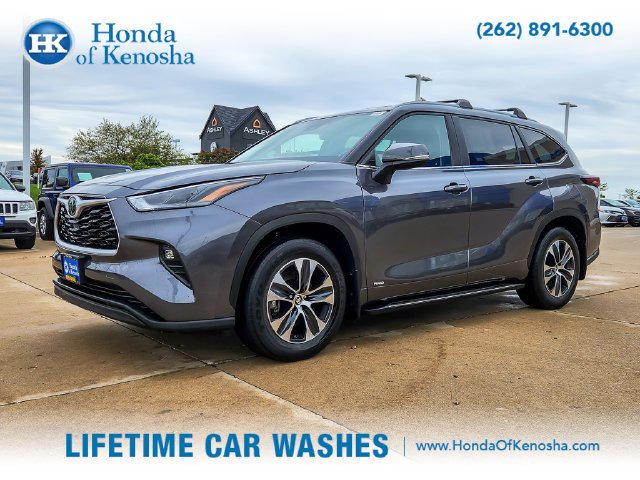 2025 Toyota Highlander Hybrid XLE