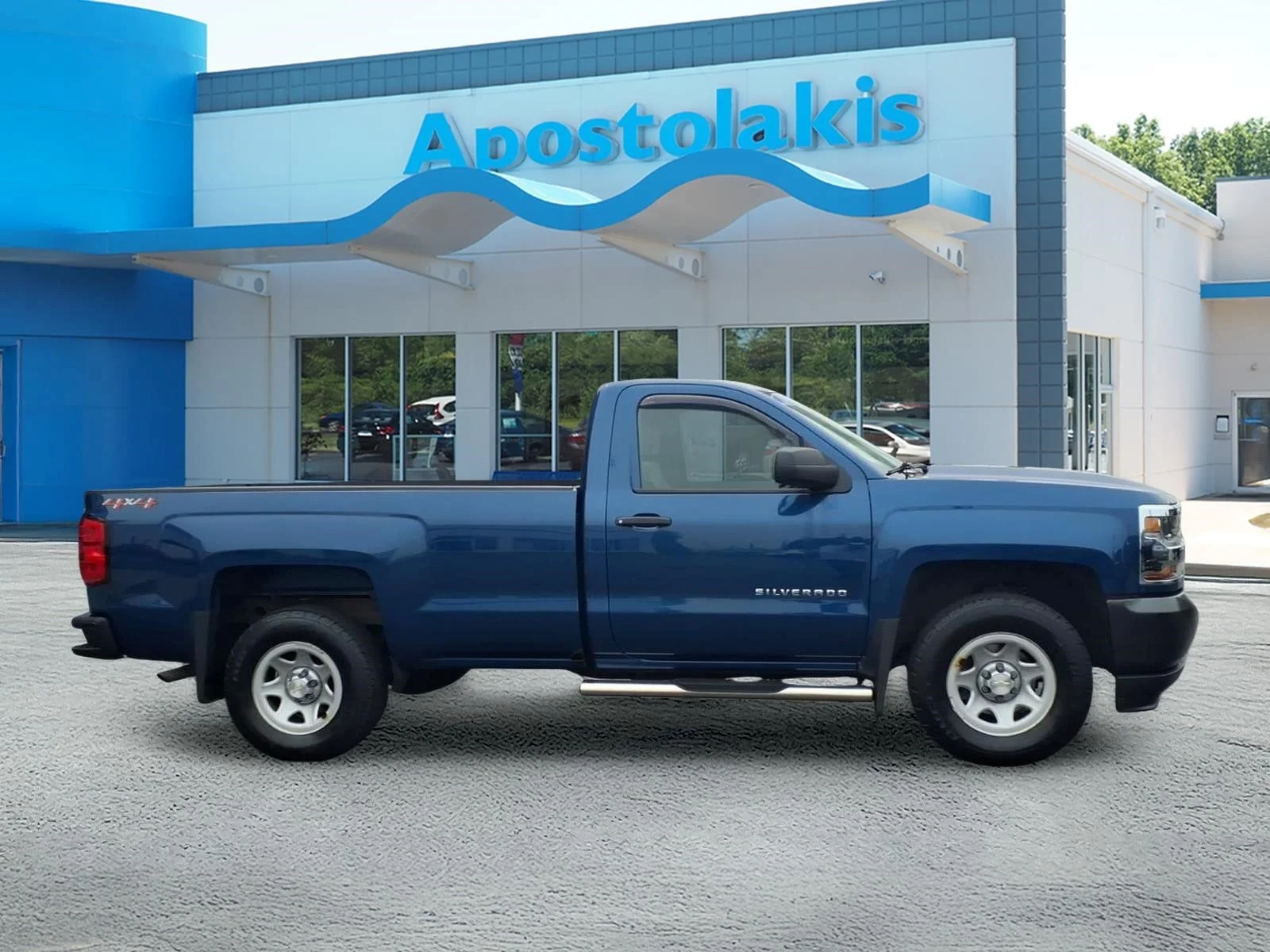 Used 2018 Blue Chevrolet  image 2