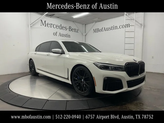 2022 BMW 7 Series 740i