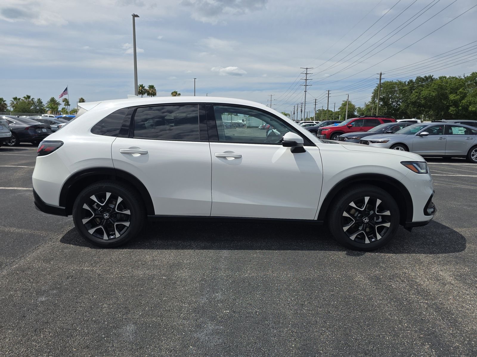 New 2027 Platinum White Pearl Honda EX-L image 3