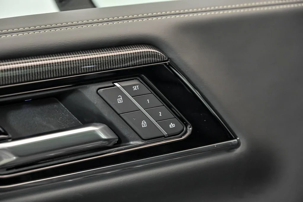 2026 GMC Yukon Elevation - Photo 6