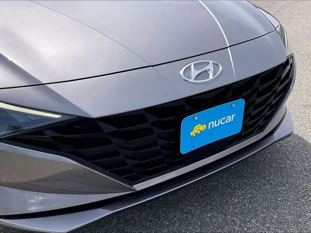 Used 2023 Silver Hyundai SEL image 31