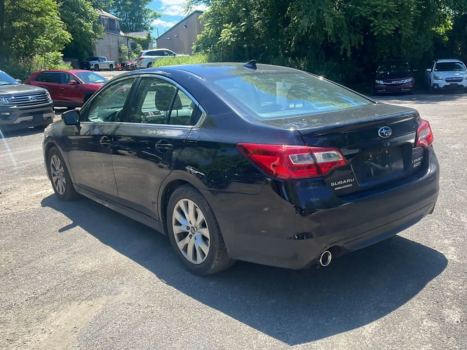 Used 2016 Crystal Black Silica Subaru 2.5i Premium image 5