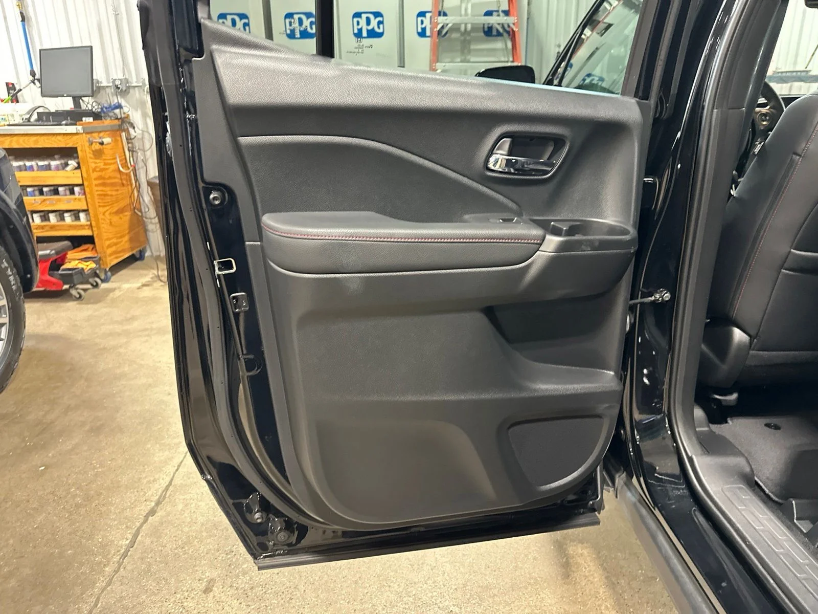2023 Honda Ridgeline Black Edition - Photo 23