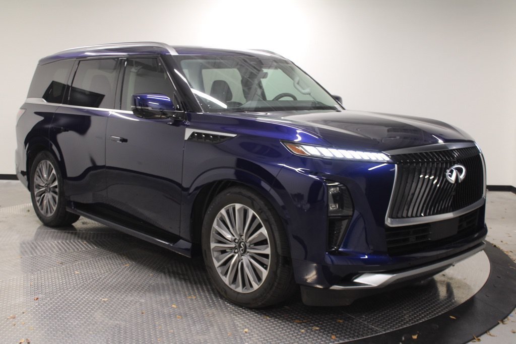 Used 2025 Blue INFINITI LUXE image 9