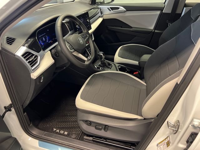 New 2026 White Volkswagen 1.5T SE image 6
