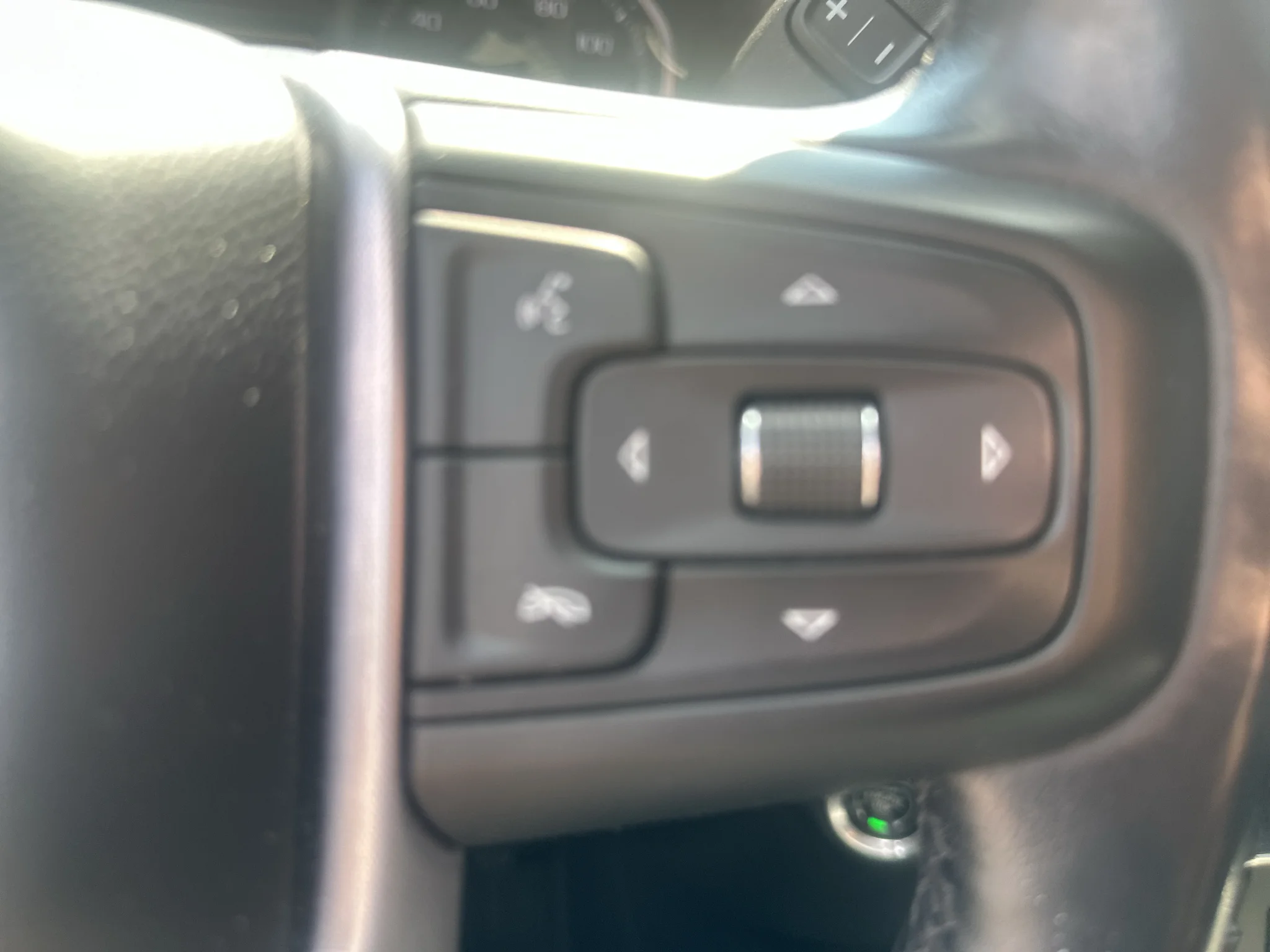 Used 2019 Summit White GMC SLT image 13