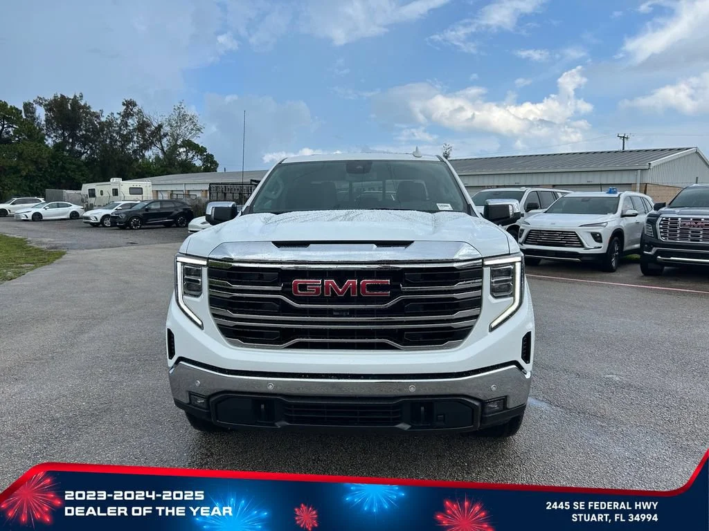 New 2026 Summit White GMC SLT image 2