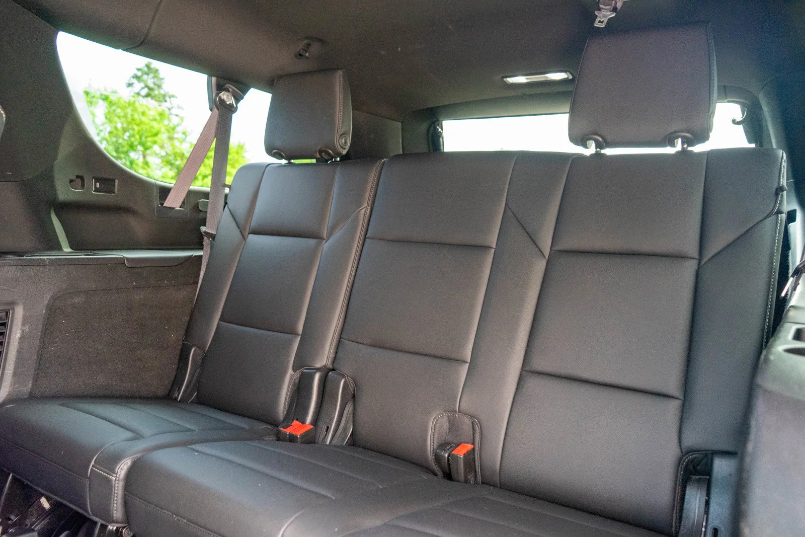 Used 2022 Black Cadillac Luxury image 34