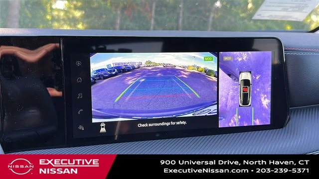 Used 2025 Gray Nissan SR image 16