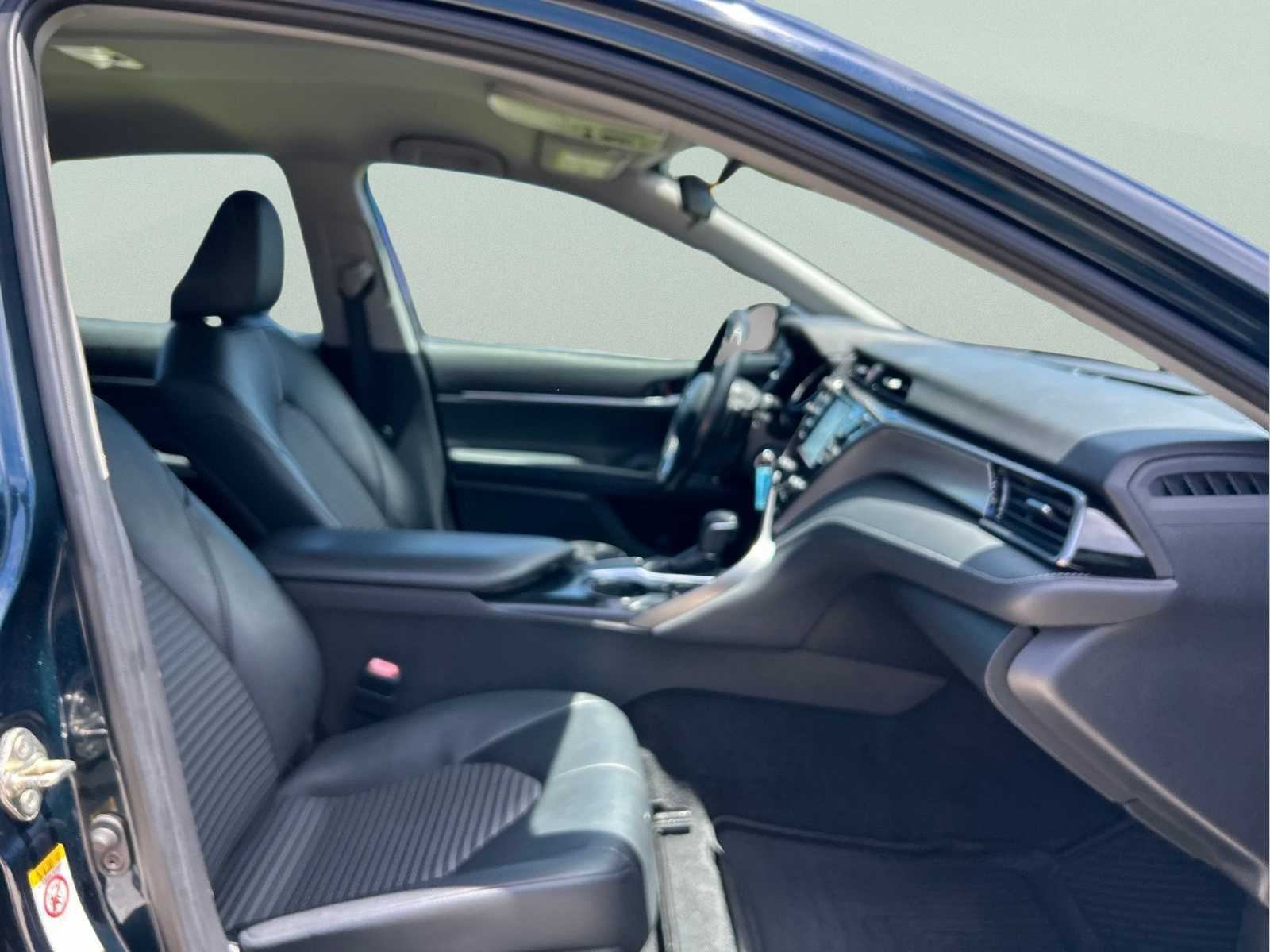Used 2019 Blue Toyota SE image 12