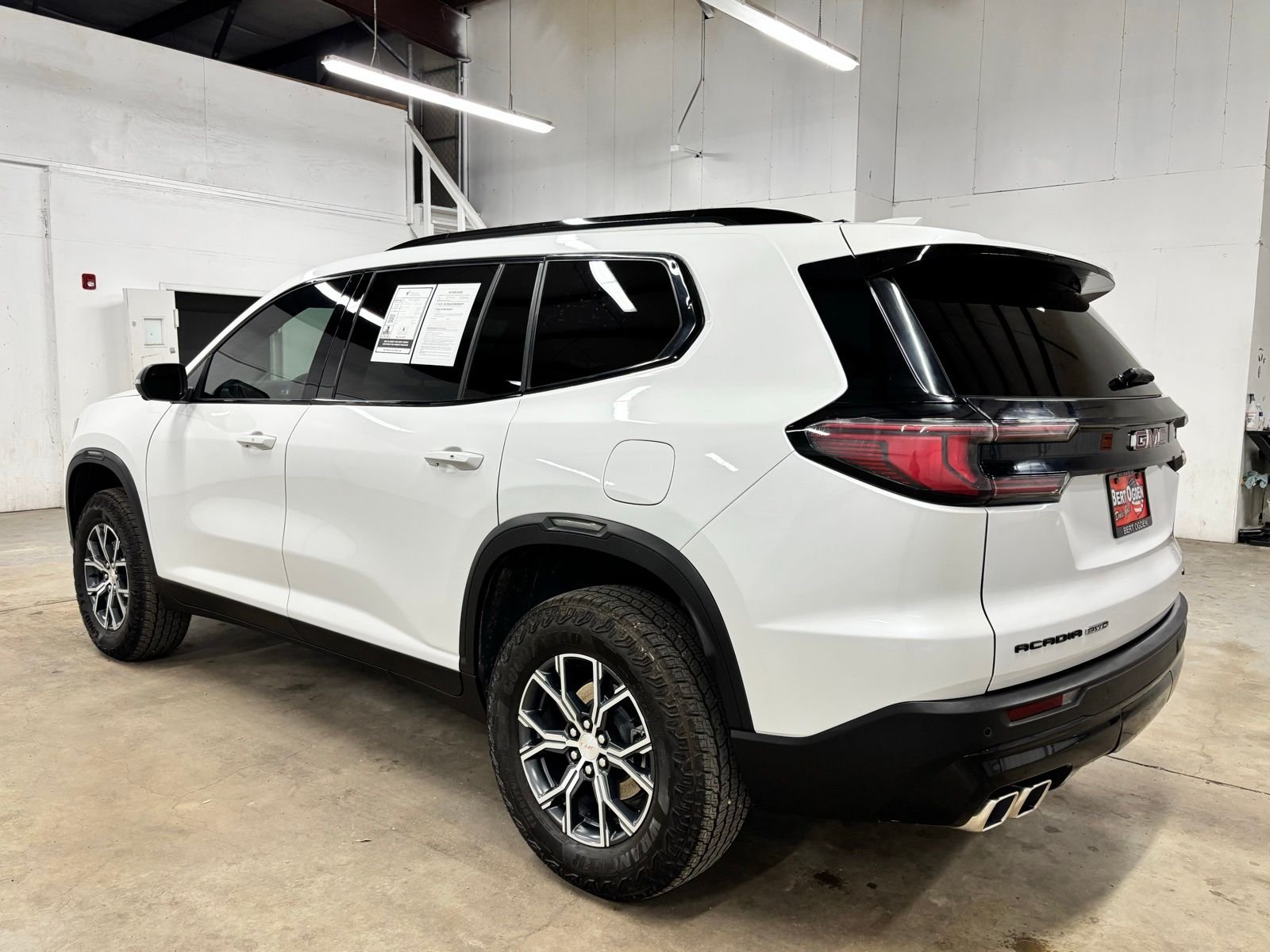 Used 2025 White GMC AT4 image 5
