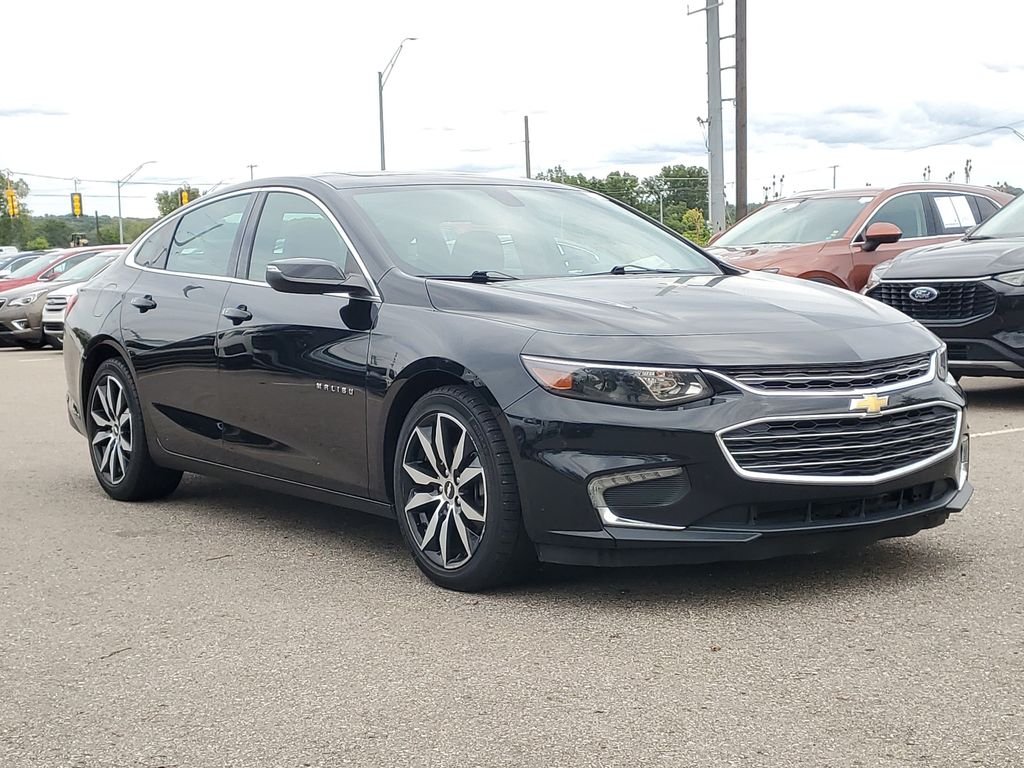 Used 2016 Black Chevrolet LT image 4
