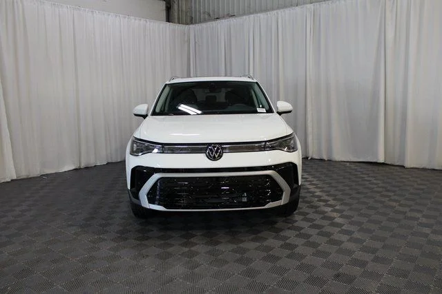 2025 Volkswagen Taos SEL - Photo 30