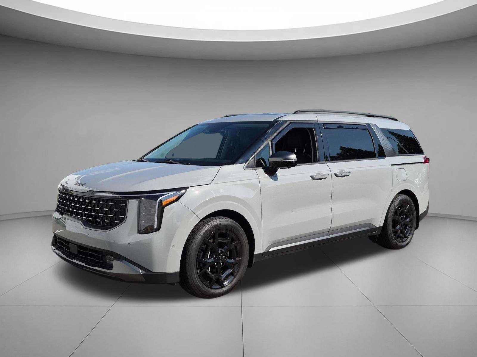 Used 2026 Ceramic Silver Kia SX image 1