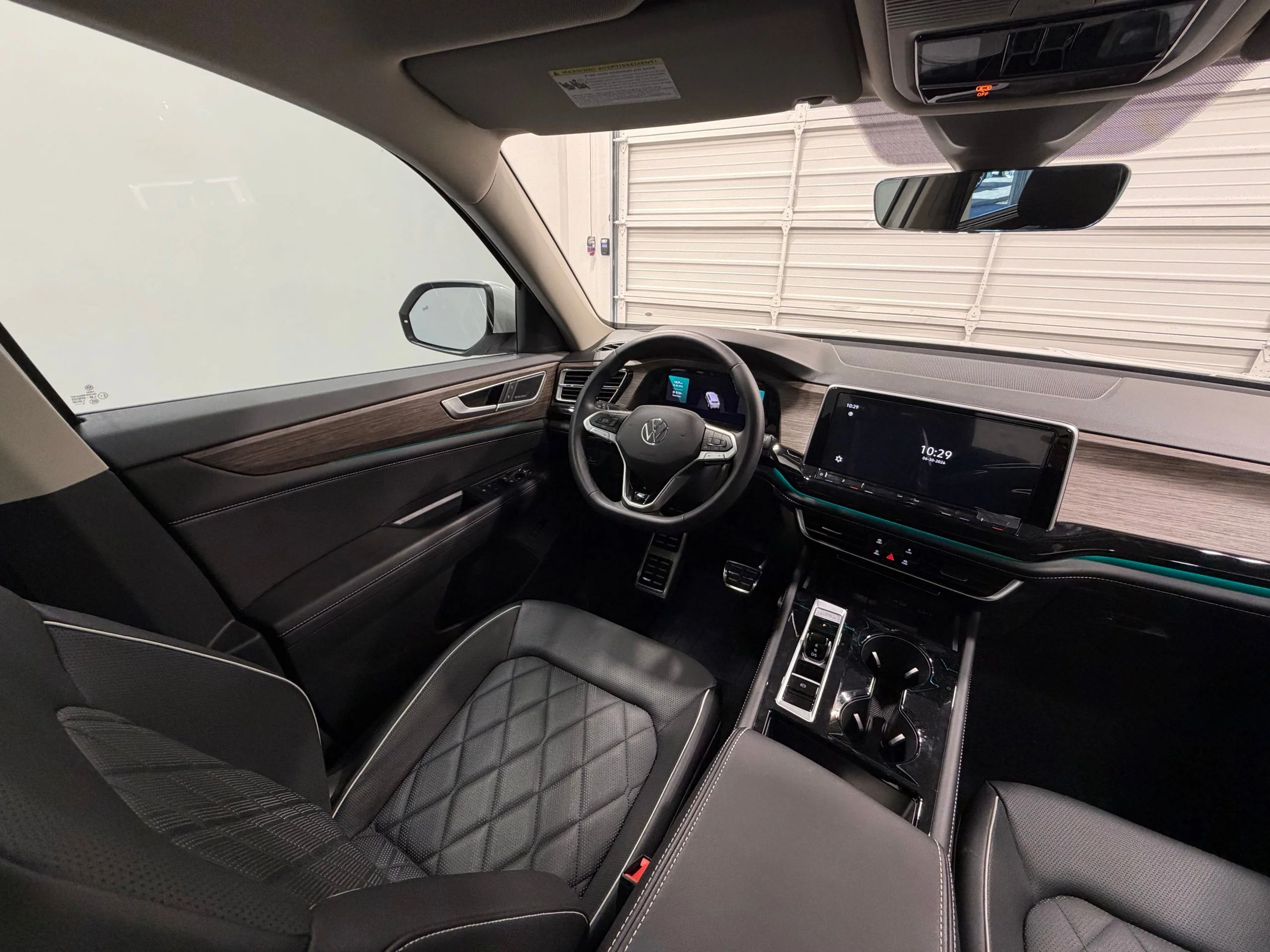 2025 Volkswagen Atlas SEL Premium R-Line - Photo 34