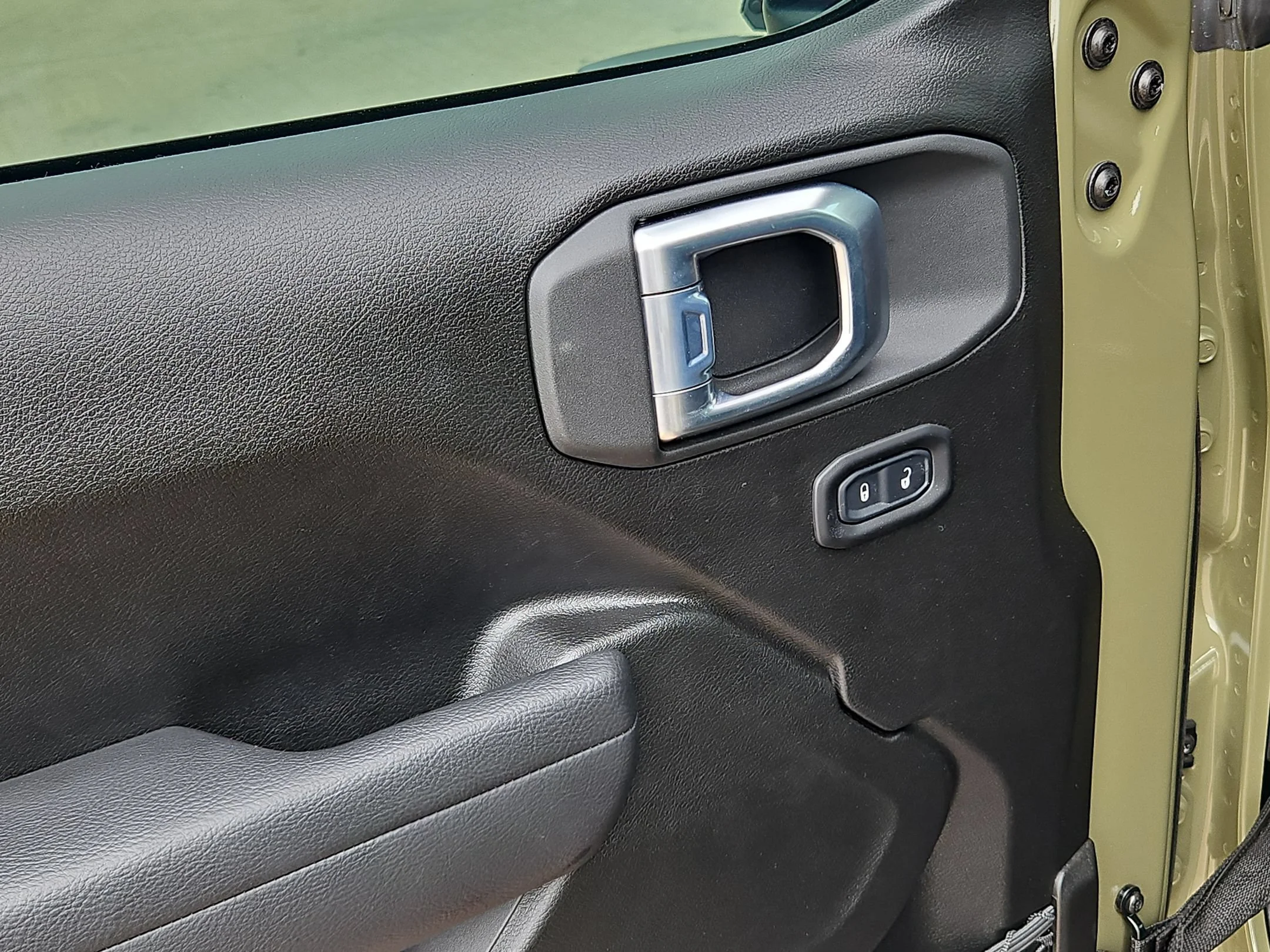Used 2026 Green Jeep Sport image 12