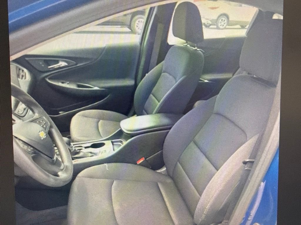 Used 2023 Blue Chevrolet LS image 5