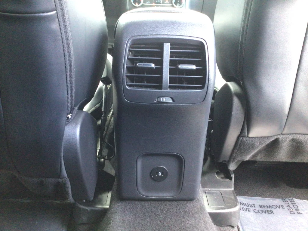 Used 2025 Carbonized Gray Metallic Ford ST-Line image 19