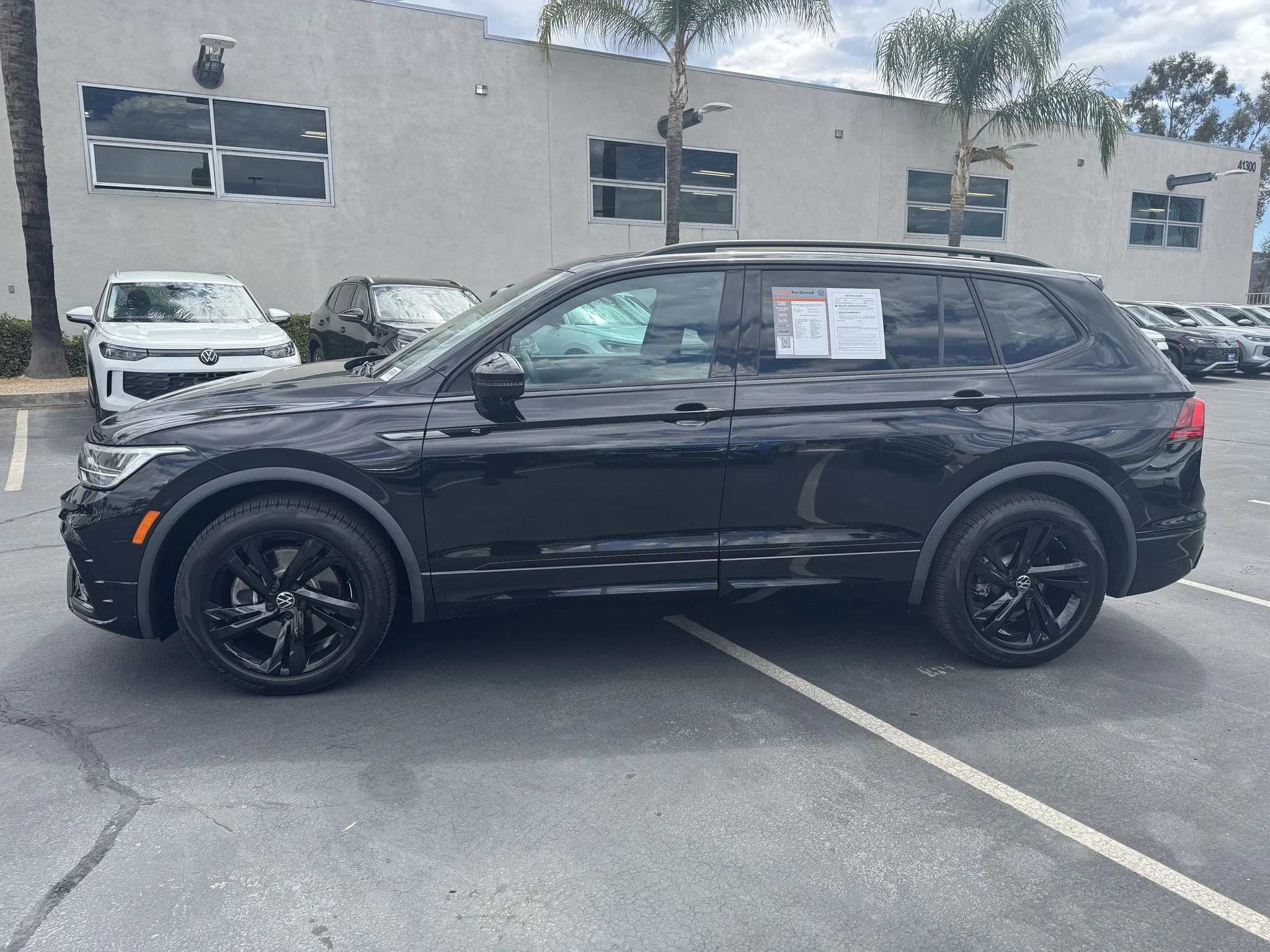 Used 2023 Deep Black Pearl Volkswagen SE R-Line Black image 6