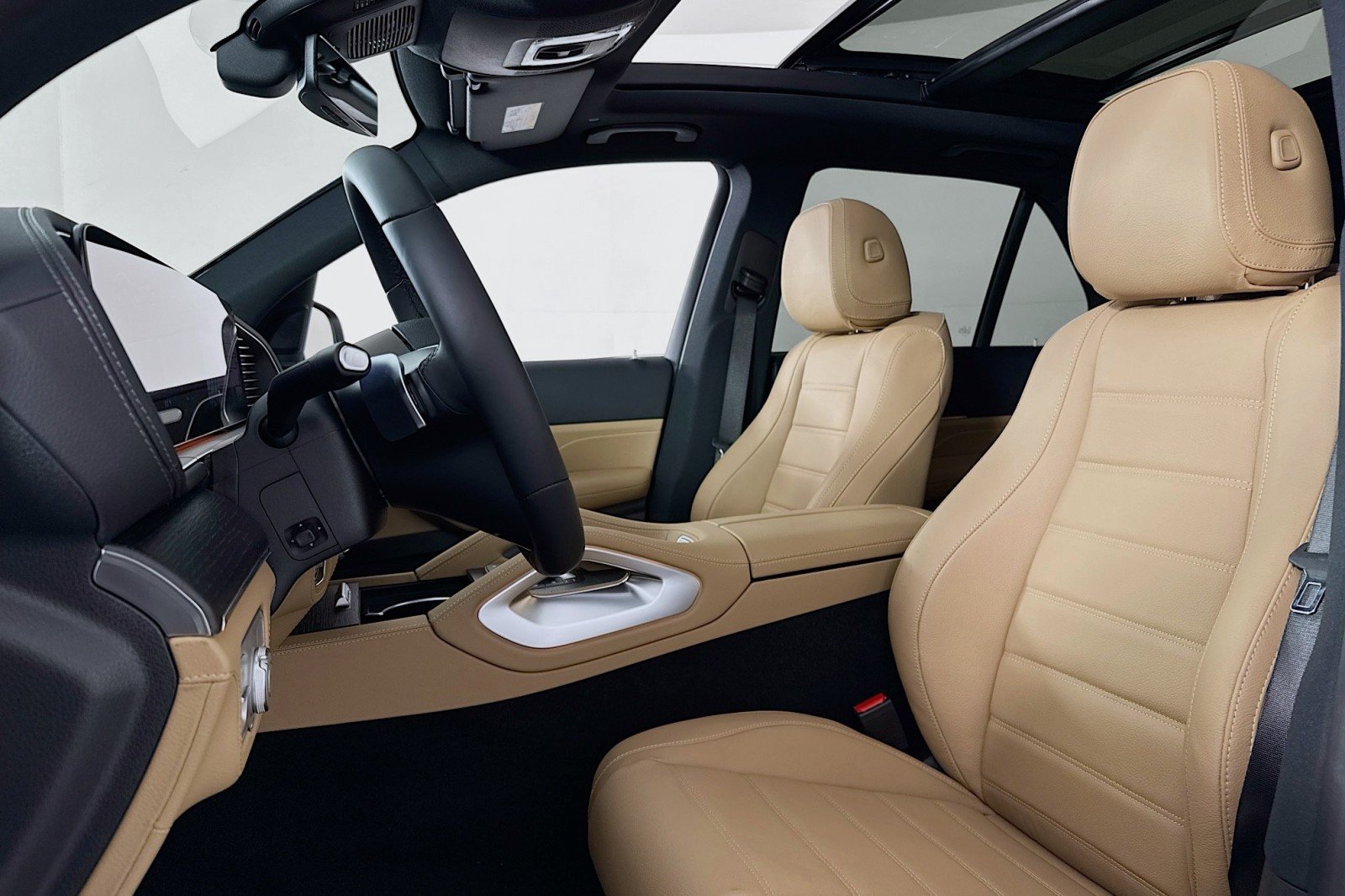 New 2026 Polar White Mercedes-Benz GLE 350 SUV image 16