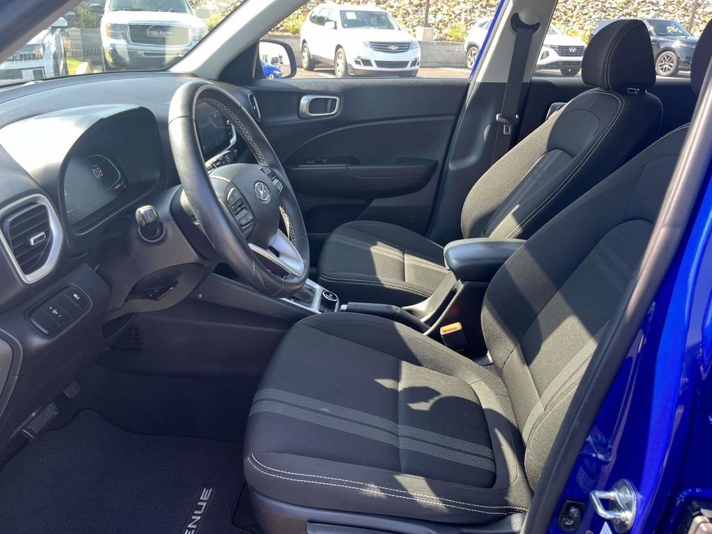 Used 2024 Blue Hyundai SEL image 13