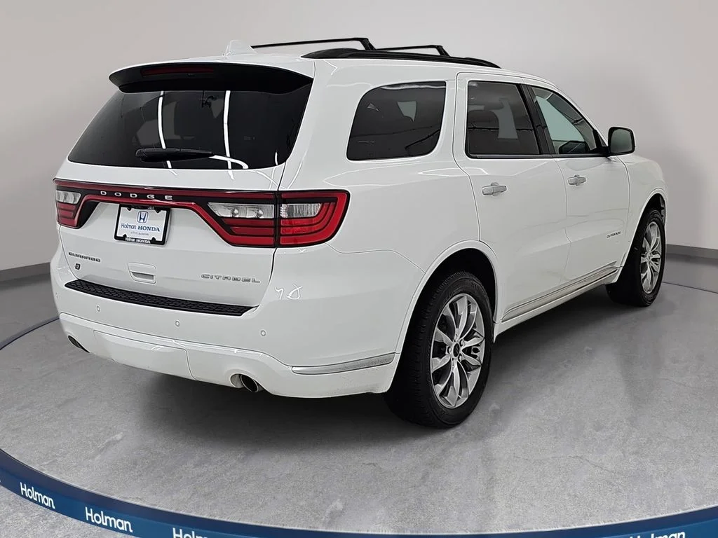 Used 2022 White Dodge Citadel image 6