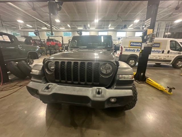 Used 2020 Gray Jeep Sport image 7