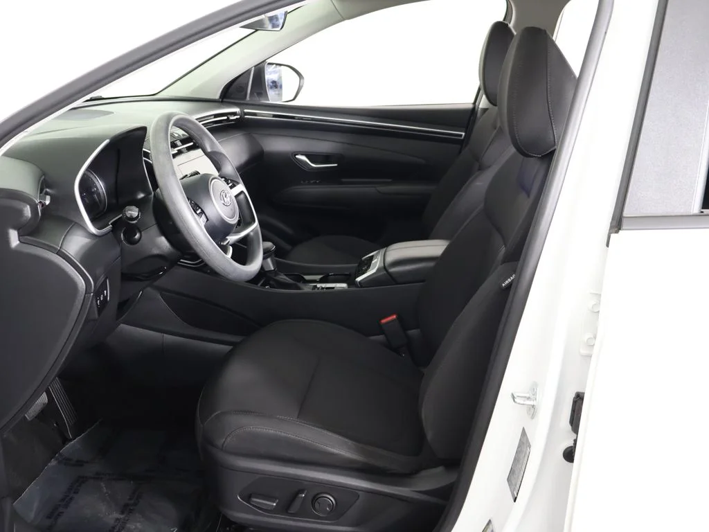 Used 2024 White Pearl Hyundai SEL image 29