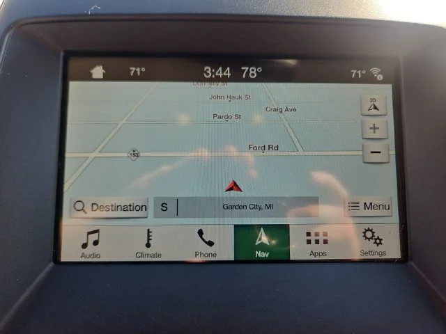 Used 2018 Gold Ford SEL image 20