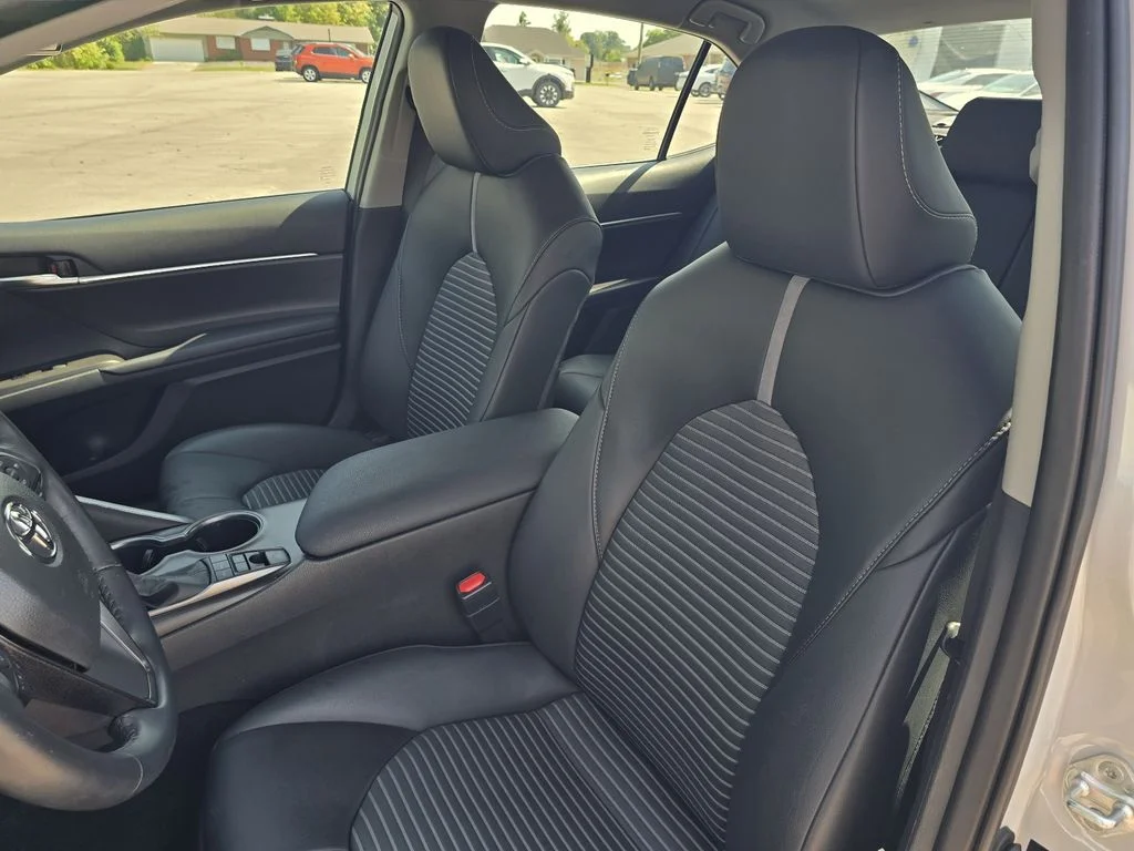 Used 2024 Ice Edge Toyota Hybrid SE image 13