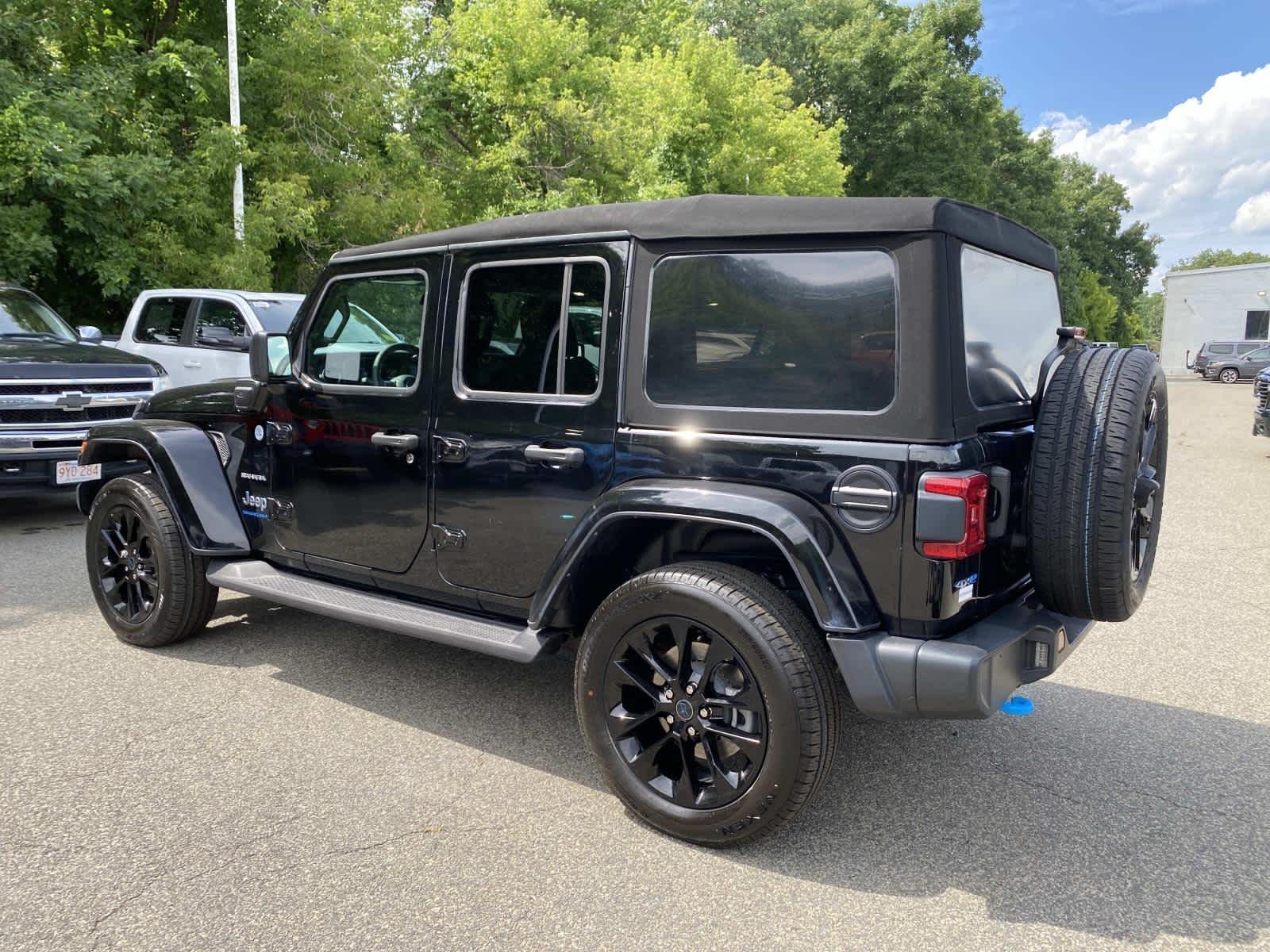 Certified Used 2024 Black Clearcoat Jeep Sahara image 6
