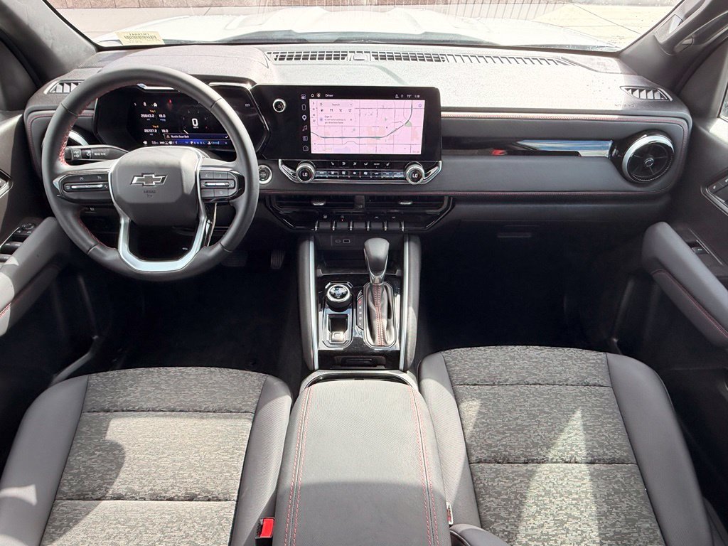 Used 2025 White Chevrolet Z71 image 13