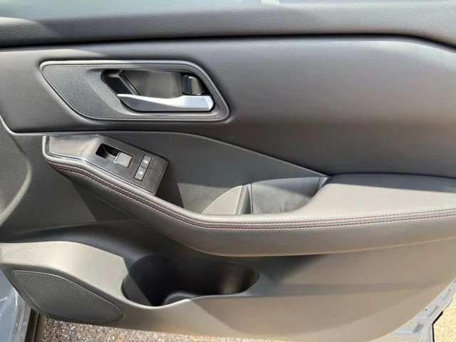 New 2026 Boulder Gray Pearl Nissan Rock Creek® image 25