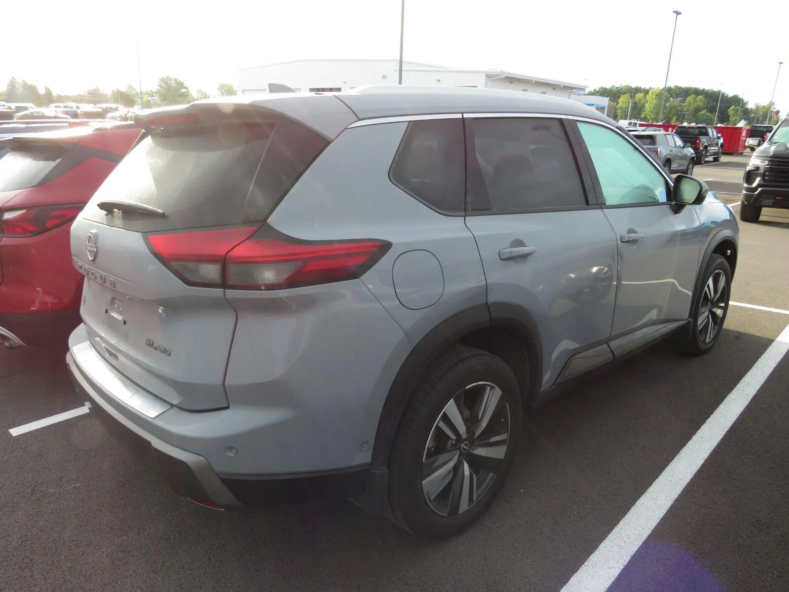 Used 2024 Boulder Gray Pearl Nissan SL image 16