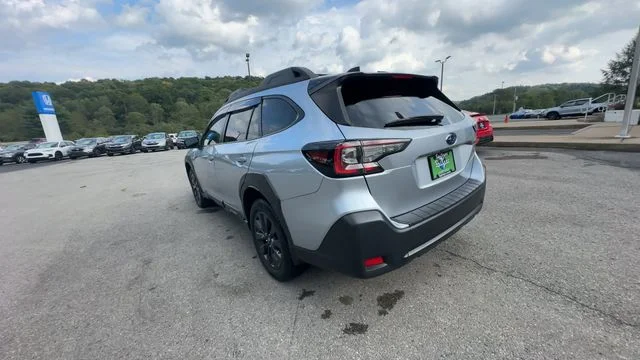 Used 2023 Silver Subaru Onyx Edition image 7