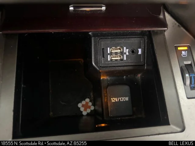 Used 2019  Lexus 460 image 30