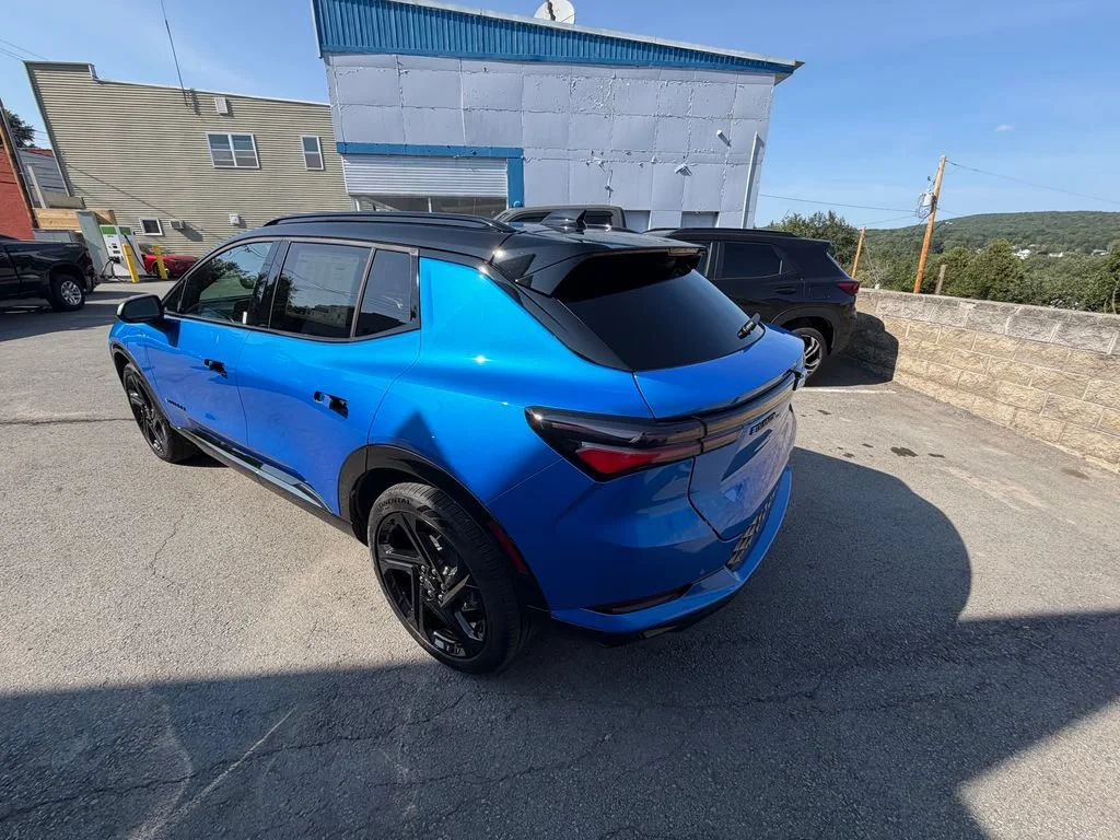 2026 Chevrolet Equinox EV RS - Photo 3