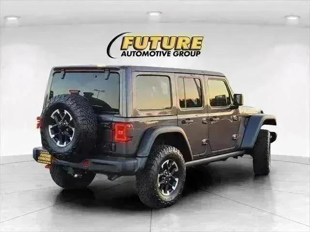 New 2026 Granite Crystal Metallic Clear-Coat Exterior Paint Jeep Rubicon image 6