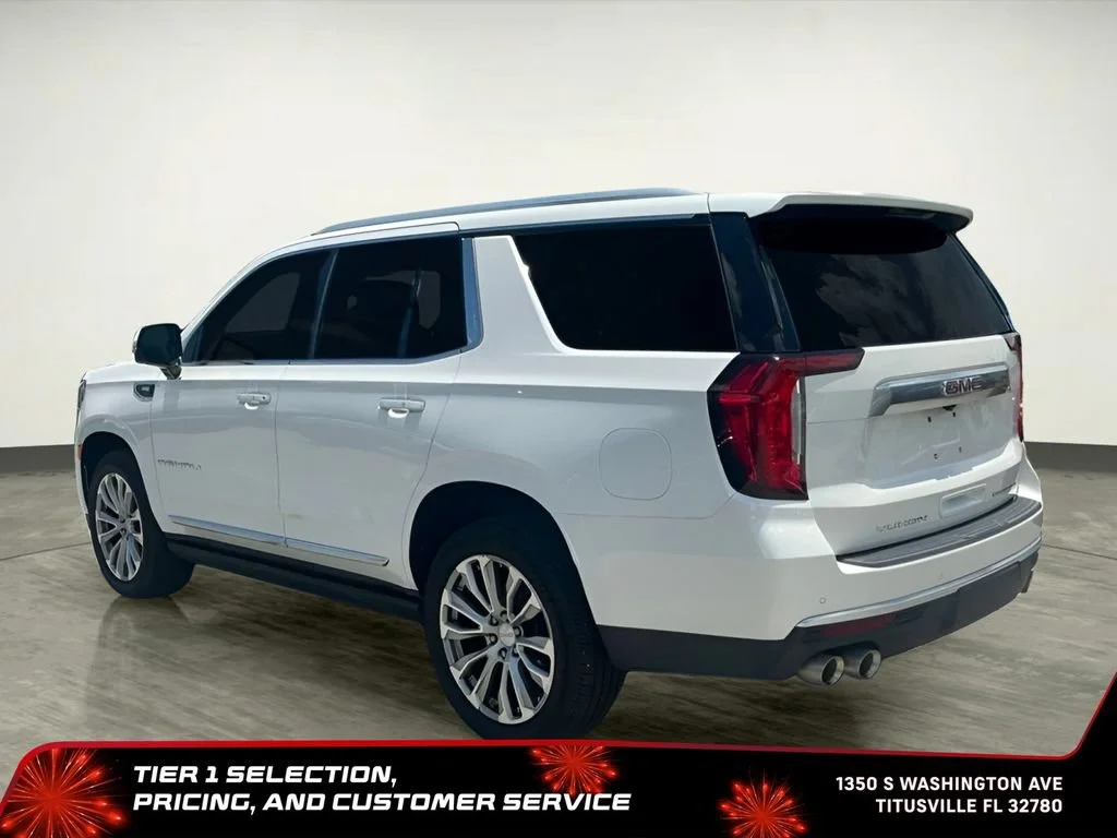 Used 2022 White Frost Tricoat GMC Denali image 4
