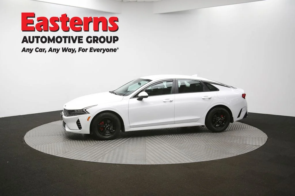 Used 2023 White Kia LXS image 56