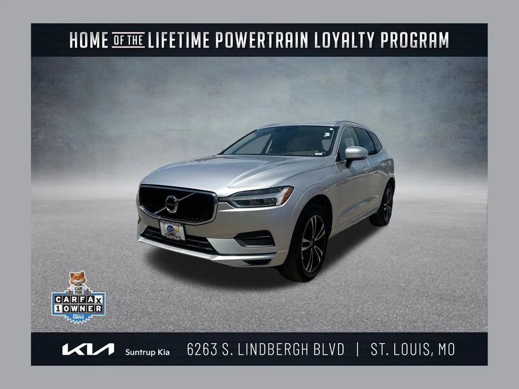 2020 Volvo XC60 T5 Momentum AWD's photo